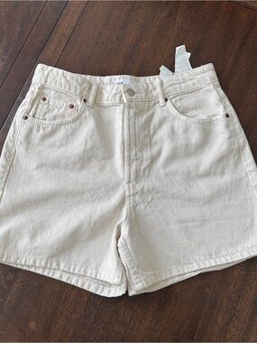Zara Cream High-Rise Denim Shorts